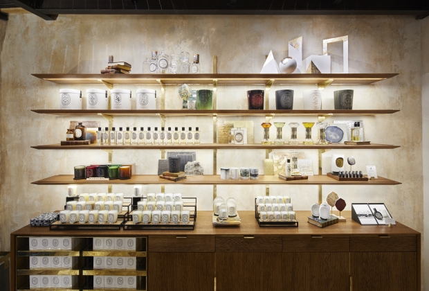 diptyque_paris-st-honore-6_1531810400-f6c1e9f2fd42bc62cff56ada607d5ee6.jpg